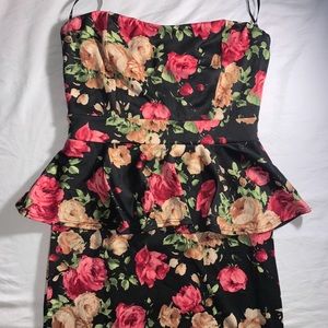 Forever 21- Floral strapless Dress